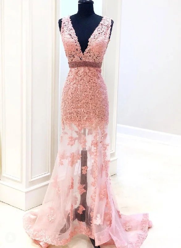 Price Blitz Pink V-Neck Lace Long Prom Dress