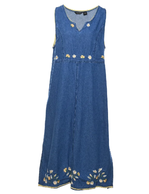 Special Savings warm jacketEmbroidered Denim Dress - M