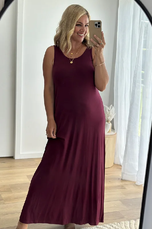 Today’s Deal minimalistic dressBamboo Maxi Dress - Burgundy