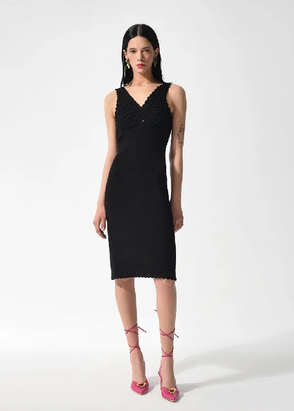 Final Markdown off-the-shoulder dressBLACKLIYA KNITTED DRESS