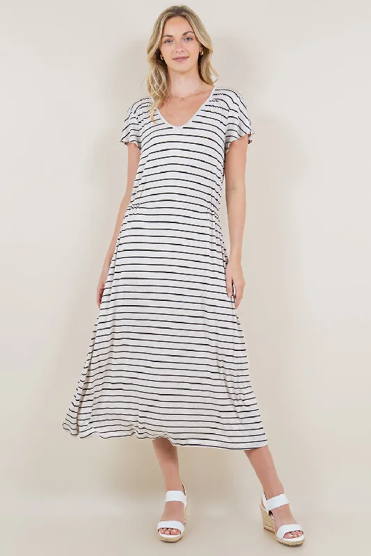 Act Fast satin dressSHORT SLEEVE V NECK MAXI DRESS - D3435