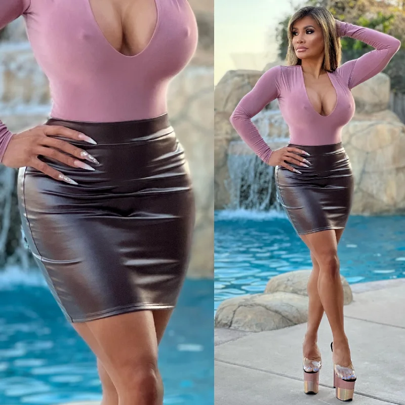 YEAR-End Sale chic slip dressConnie's "VIP Vegas Club Girl Liquid Raspberry Chocolate Truffle  Mini Skirt" Rubberized Stretch Fit...Made in the USA😘