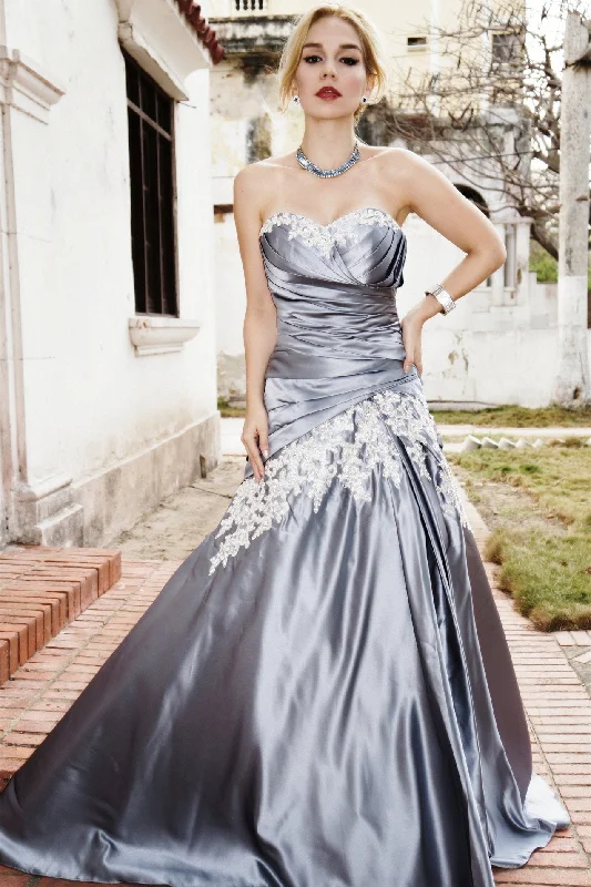 Customer Appreciation Sale A-line Sweetheart Floor Length Charmuse Applique Lace Evening Dress