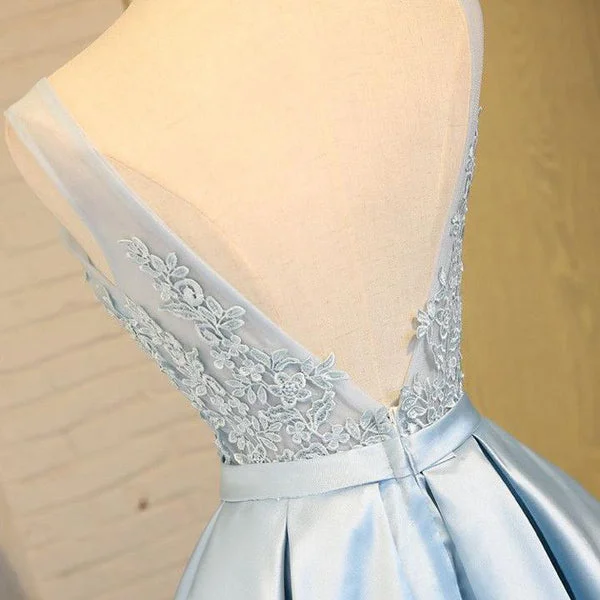 Exclusive Deal Blue A Line Princess V Neck Backless Appliques Homecoming Dresses