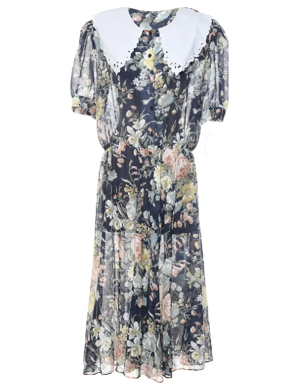 Limited Availability functional coatFloral Print Dress - L