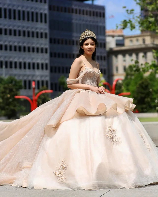 Sparkly Champagne Quinceanera Dress 2024 Ball Gown Spaghetti Appliques Beaded Mexican 16 Birthday Princess Gown