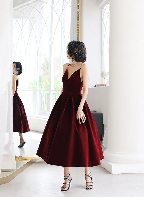 Hurry In Burgundy V-Neck Velvet Short Prom Dress, A-Line Spaghetti Strap Evening Dress