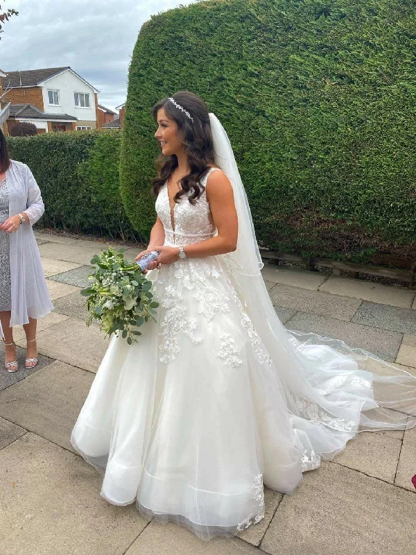 Epic Deals denim dressStunning A-line White Tulle Appliques Wedding Dress,White Bridal Dress Y5220 Epic Deals denim dressStunning A-line White Tulle Appliques Wedding Dress,White Bridal Dress Y5220